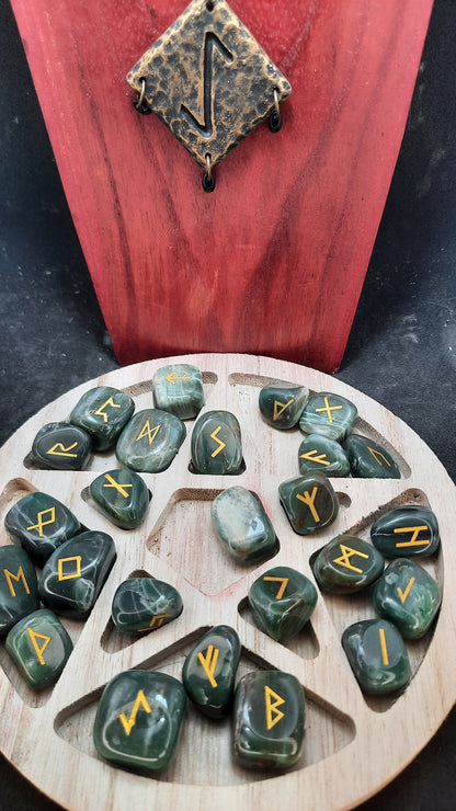 Runes en pierre