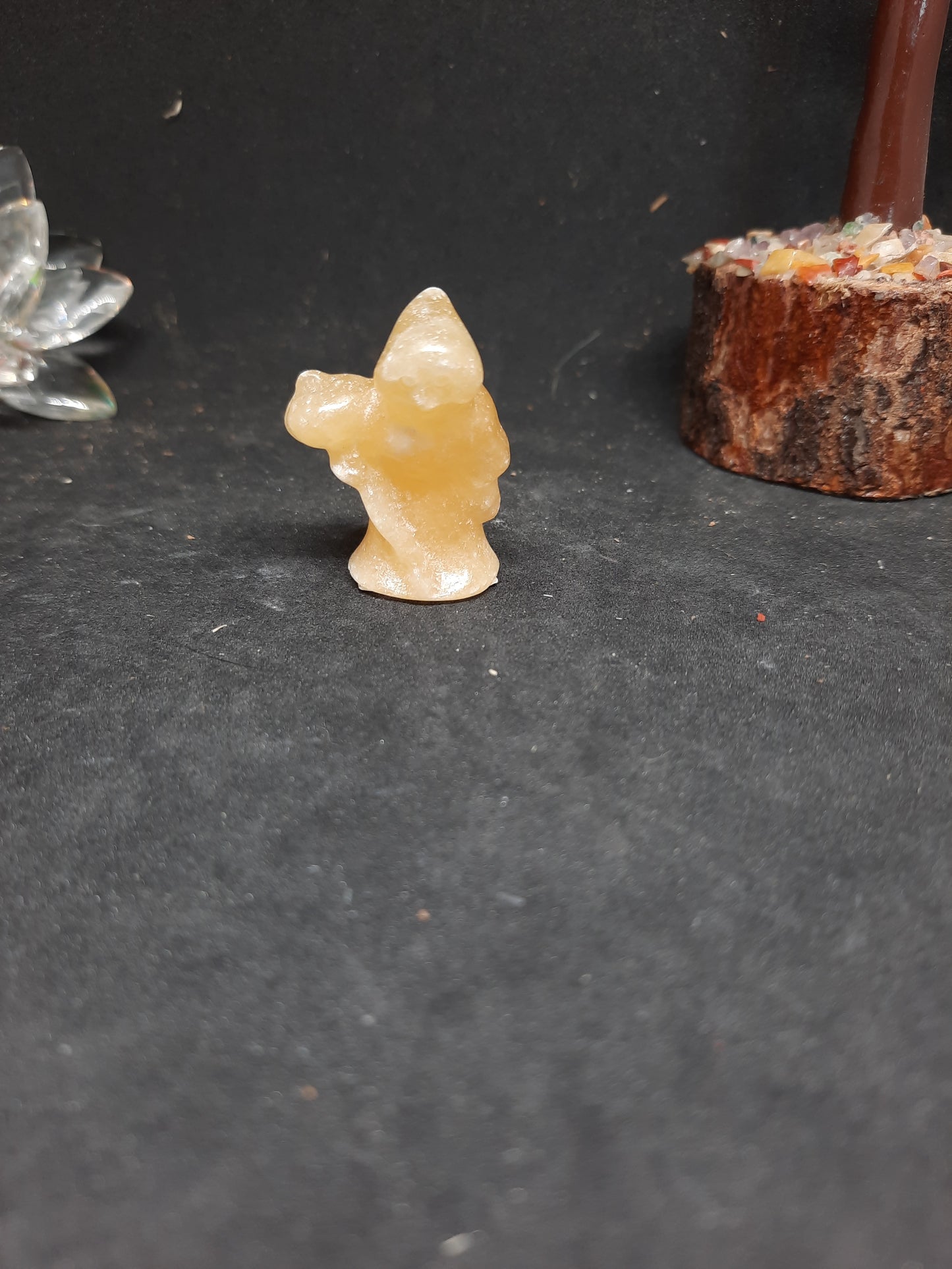 Faucheuse en Calcite Jaune