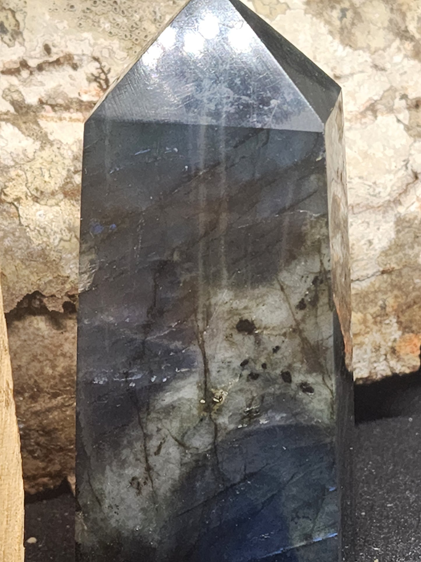 Tour en labradorite