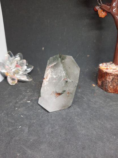 Quartz Guardian taillé