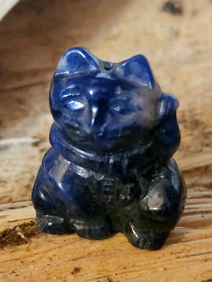 Maneki Neko en sodalite